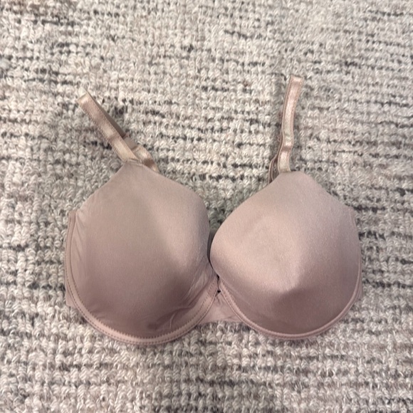 Chantelle 34DDD Bra - Picture 1 of 5